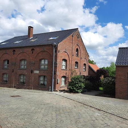 La Poterie - Chambres D'Hotes / Bed & Breakfast Ath Esterno foto